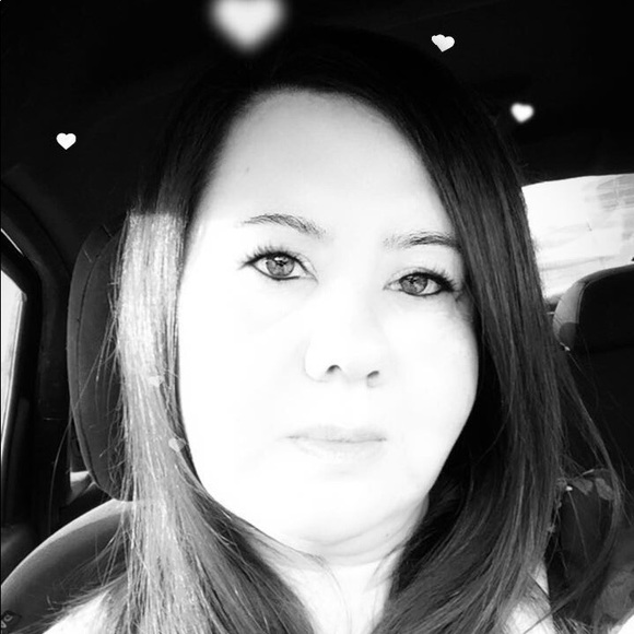 Meet your Posher, Amy - Picture 1 of 1